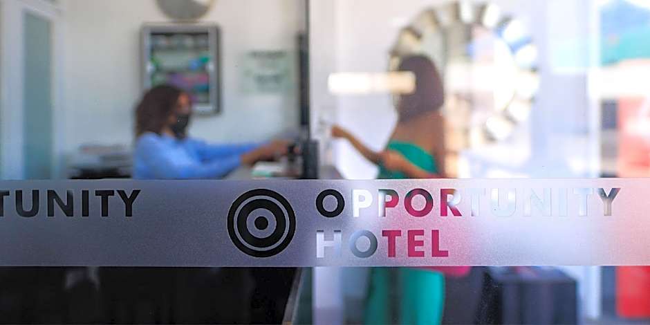 Opportunity Leon