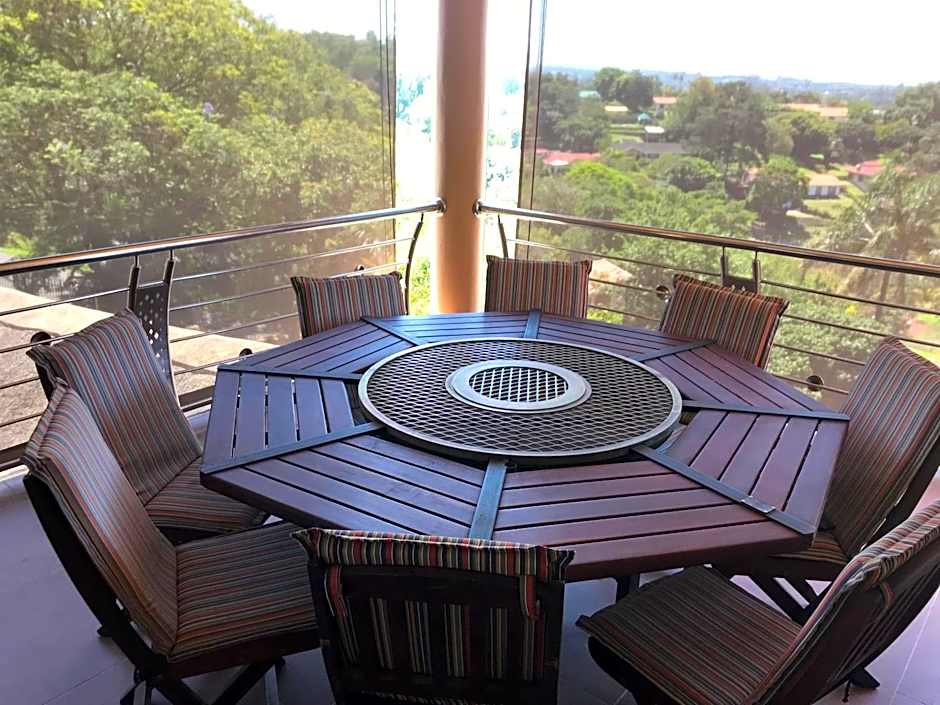 Jay and Bee Guesthouse