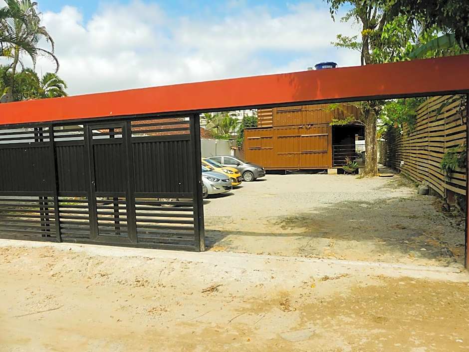 Praia Camburi - Studios Kuta