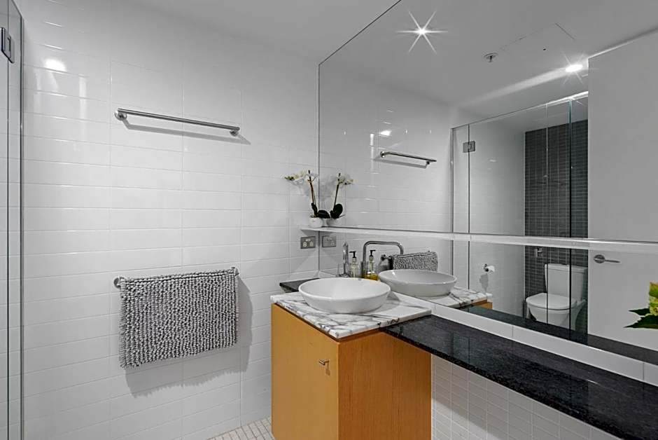 Aria Apartments