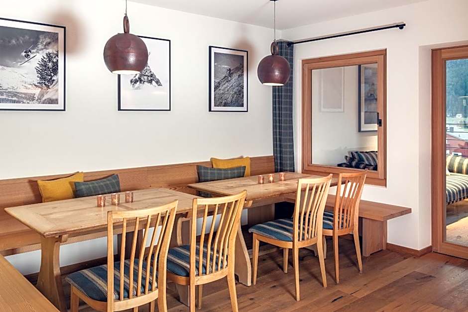 Conrad's Mountain Lodge