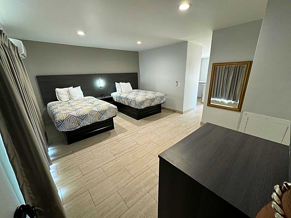 Studio 6-Englewood, FL