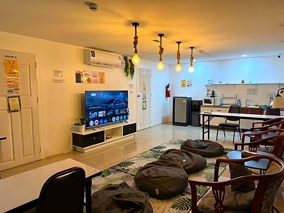 Jomtien Beach Hostel