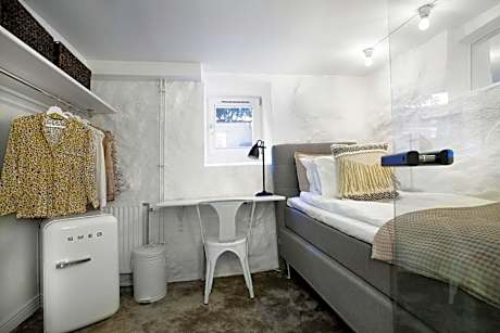Single Room - Ground Floor