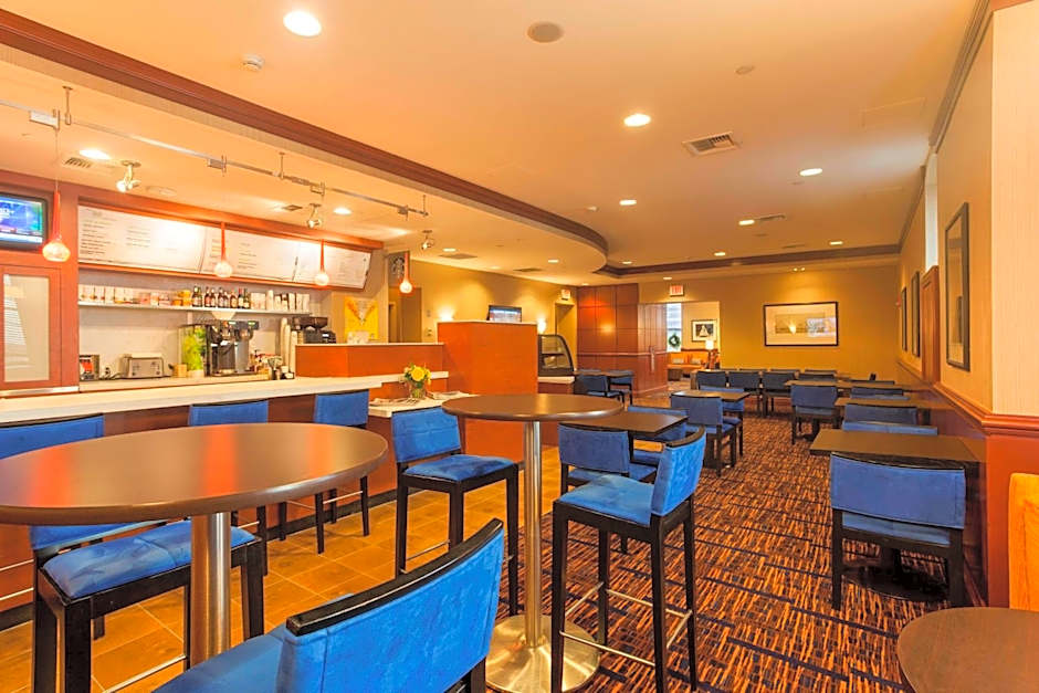 Courtyard by Marriott Boston Copley Square