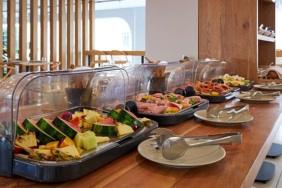 Lotus Rise Hotel - Adults Only