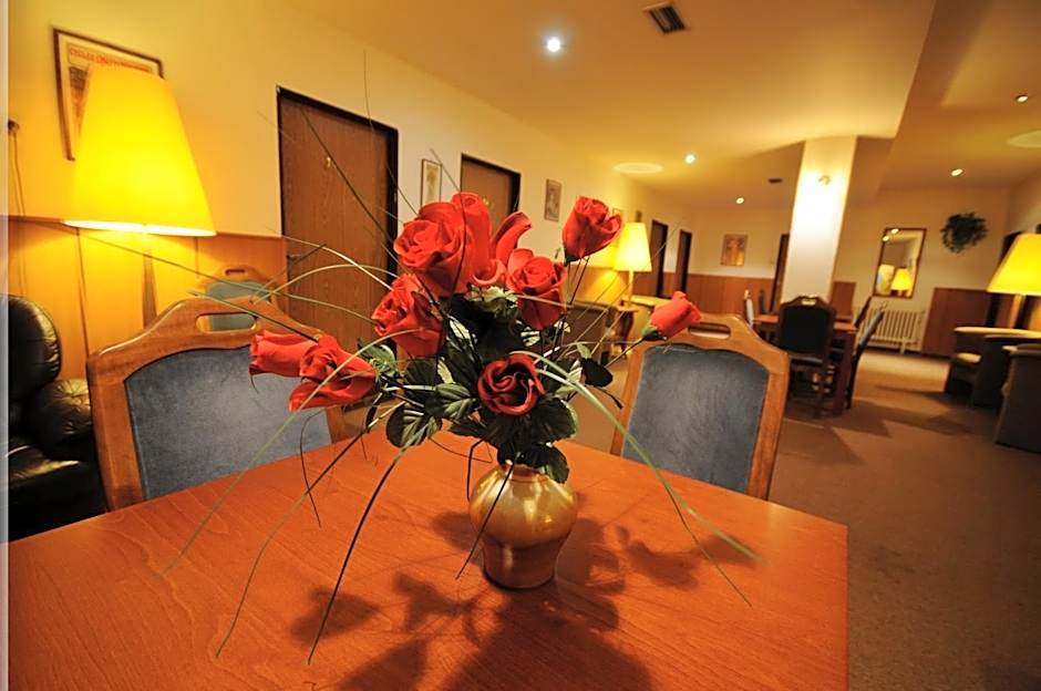 Hotel Bohemians
