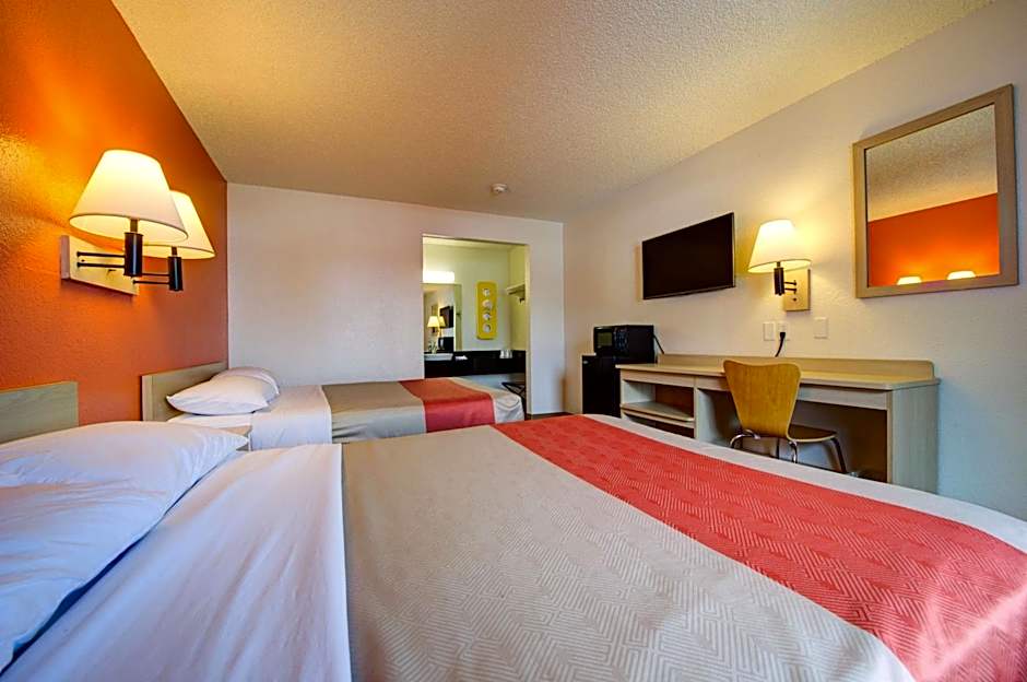 Motel 6-Seattle, WA - Airport