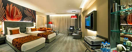 Executive Room 15% discount on Food and Beverages & 10% off on Laundry
