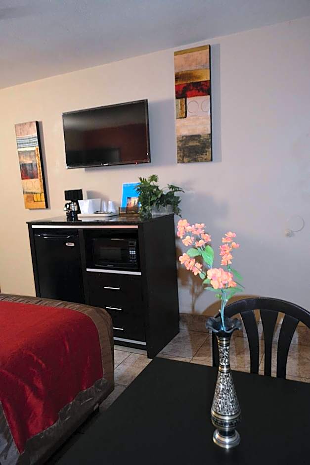 Harbor Inn & Suites Oceanside