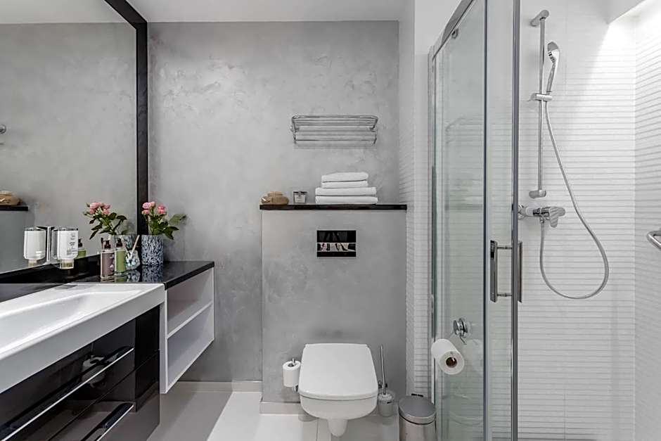 DEO PLAZA Riverside Residence by Noclegi Renters
