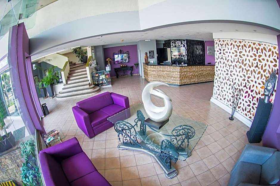 Hotel Real Azteca Boulevard