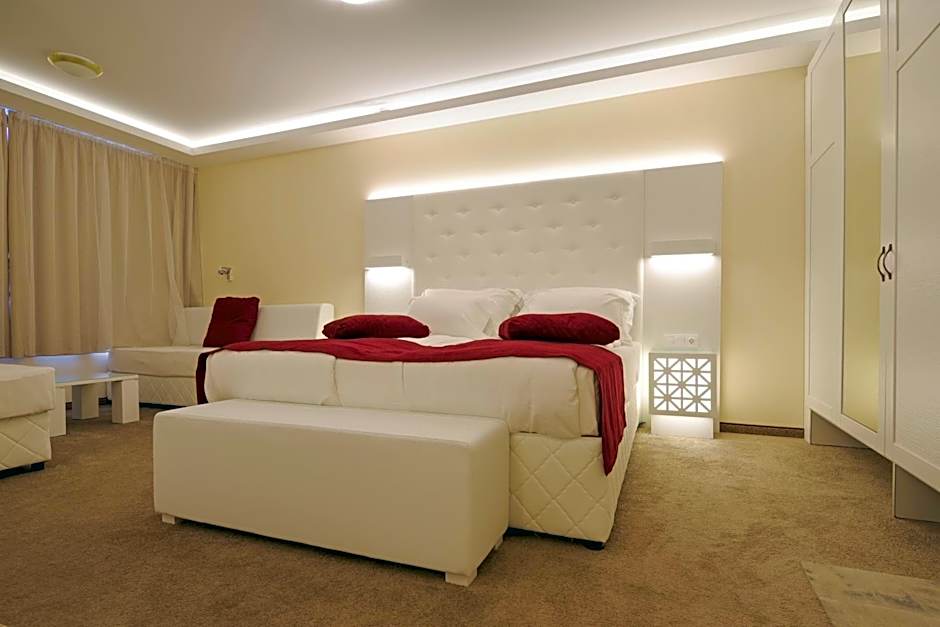 Hotel Perla Beach Luxury - All Inclusive & Free Beach Access