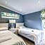 Ladera Retreat Lodges