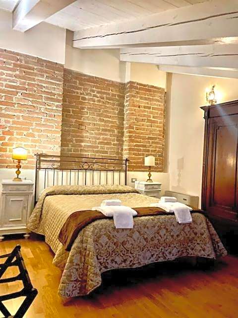 Relais Palazzo Paleologi Sec.XIV