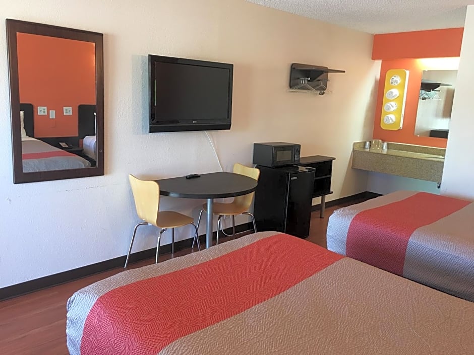 Motel 6-Richmond, VA - Midlothian Turnpike