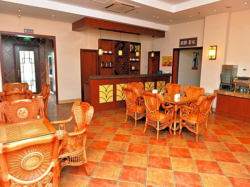 GreenTree Inn Jiaxing Zhapu jiulong Mountain Express Hotel