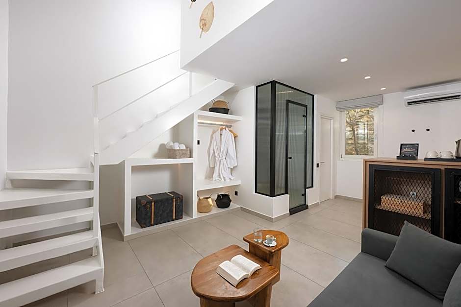 Oliving Mykonos Luxury Suites