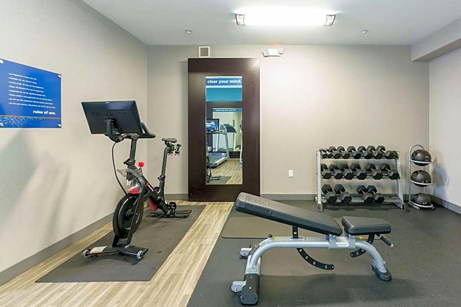 Hampton Inn By Hilton Garden City
