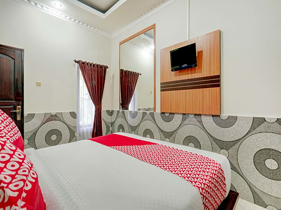 OYO 90131 Liberty Guest House