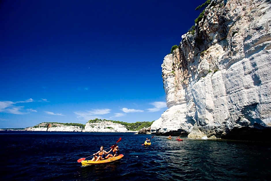 Artiem Audax - Adults Only