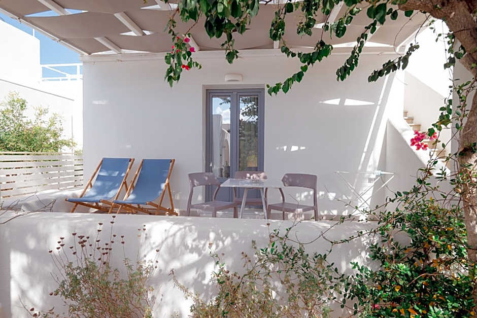 Nautilus Apartments-Suites