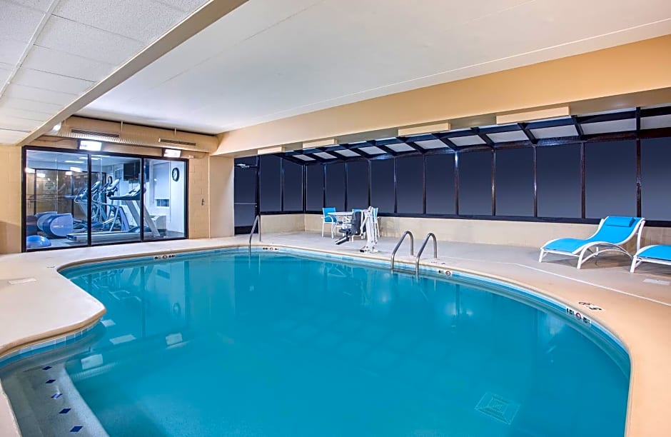 Holiday Inn Express Hotel & Suites Alcoa Knoxville Airport By IHG