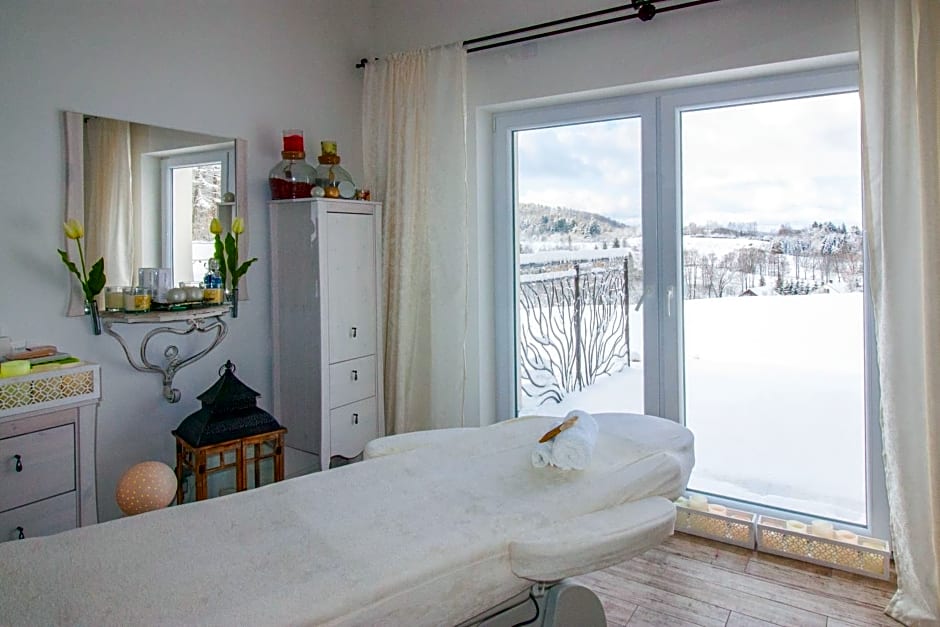 Dwór i Dworek Leszczowate Wellness & Spa