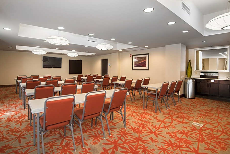 Holiday Inn Express Conway By IHG