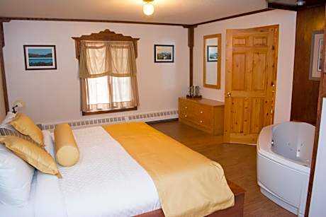 King Suite with Ocean View