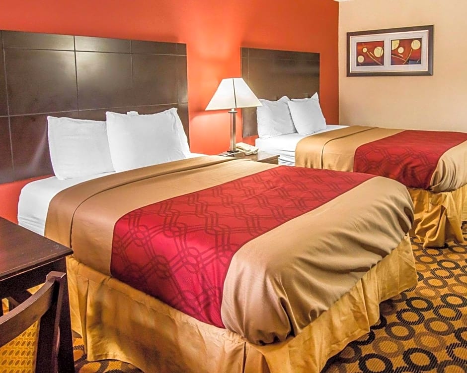 Econo Lodge Richmond Hill