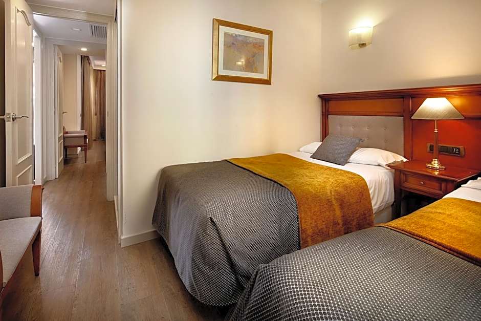 Apartaments-Hotel Hispanos 7 Suiza