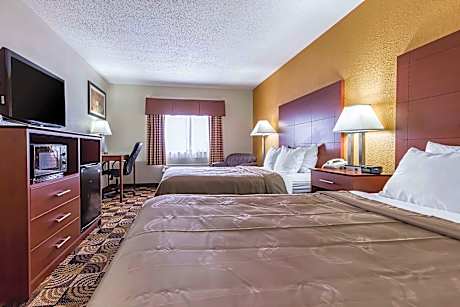 2 Queen Beds Nonsmoking