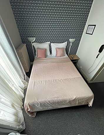 Double Room with Shower