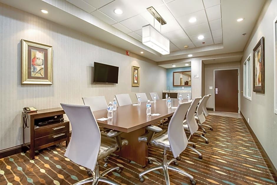 Hampton Inn West