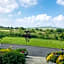 Hillcrest farmhouse Bed & Breakfast