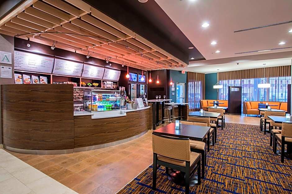 Courtyard by Marriott Columbus