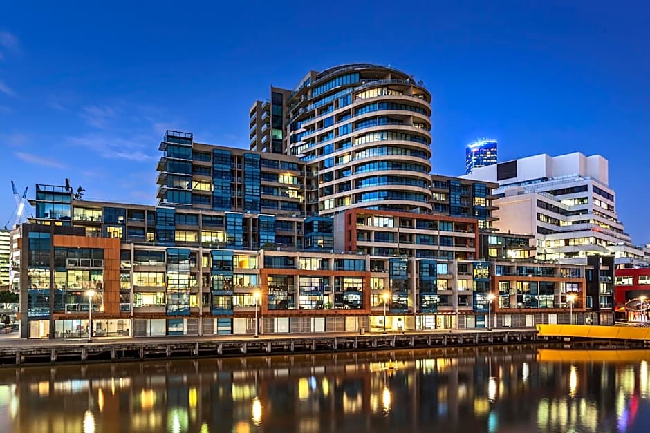 Waterfront Melbourne Apartments