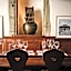Les Armures Hotel