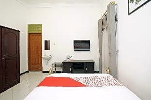 Tjahaja Baroe Syariah Mitra RedDoorz @ Dukuh Kupang