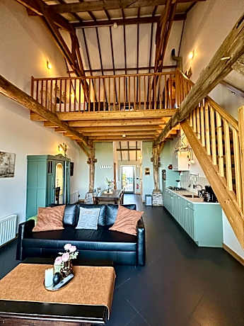 Apartment - Split Level