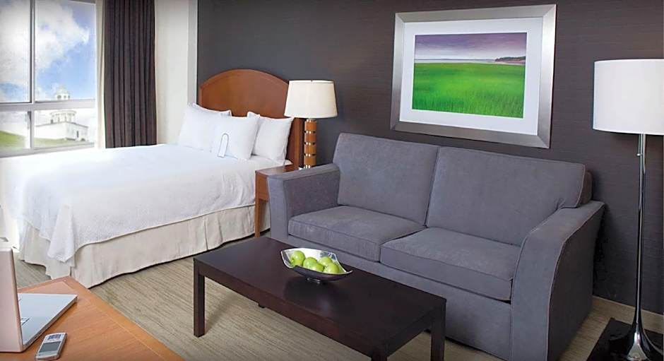 Photo 1 of 10 of Studio 1 Queen Bed