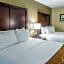 Comfort Inn & Suites Greenwood near University