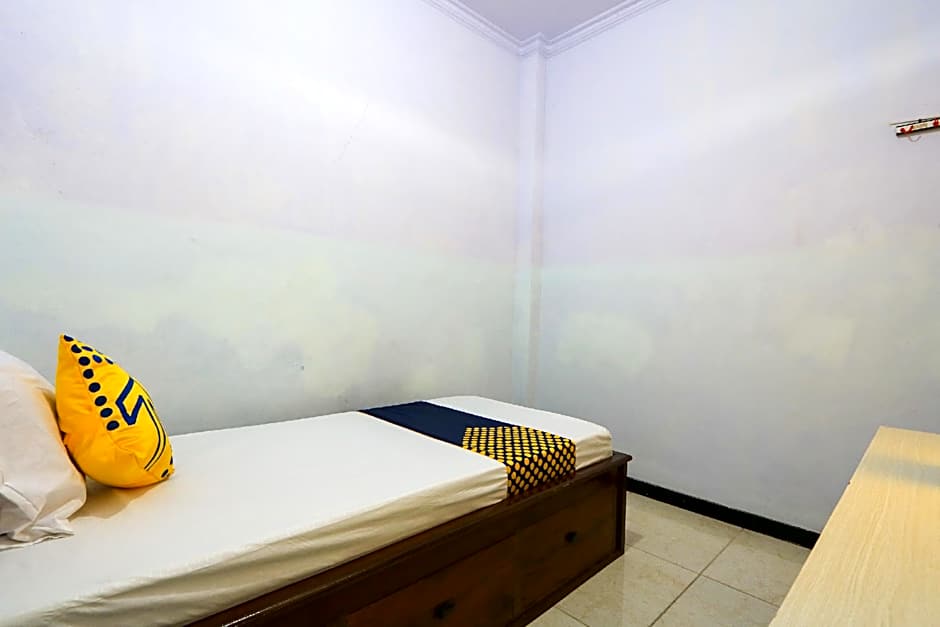 SPOT ON 2497 Pesona Guest House