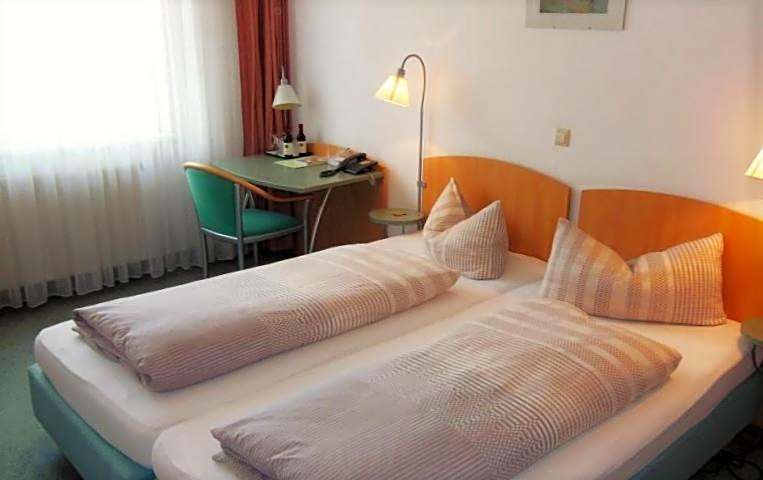 Central-Classic Hotel