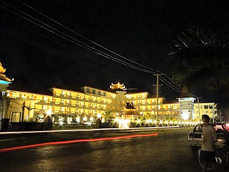 Mawlamyine Strand Hotel
