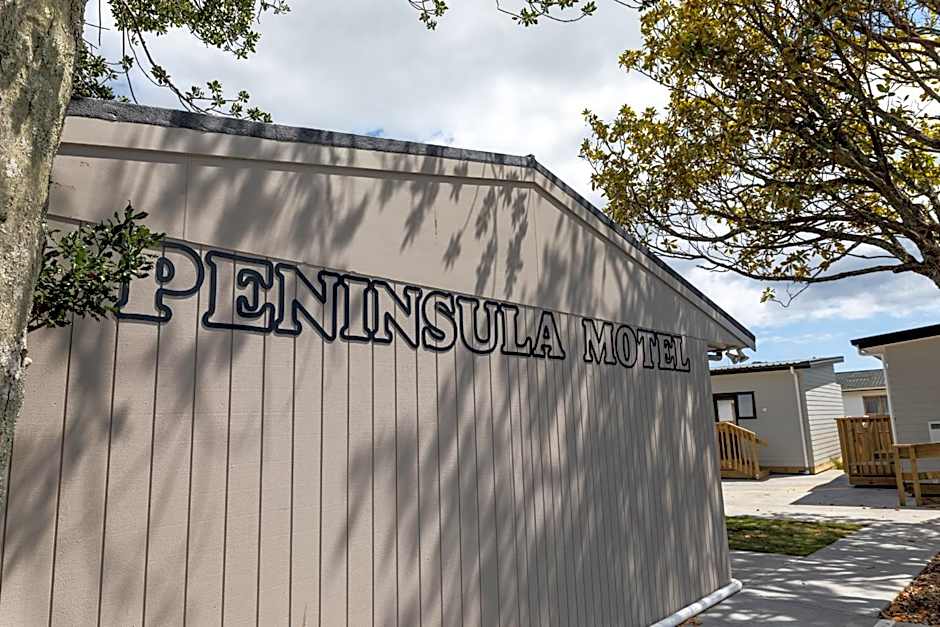 Peninsula Motel