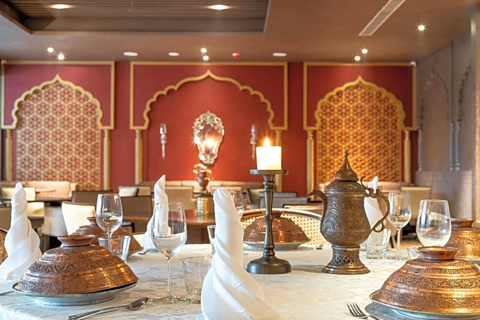 Radisson Collection Hotel & Spa, Riverfront Srinagar