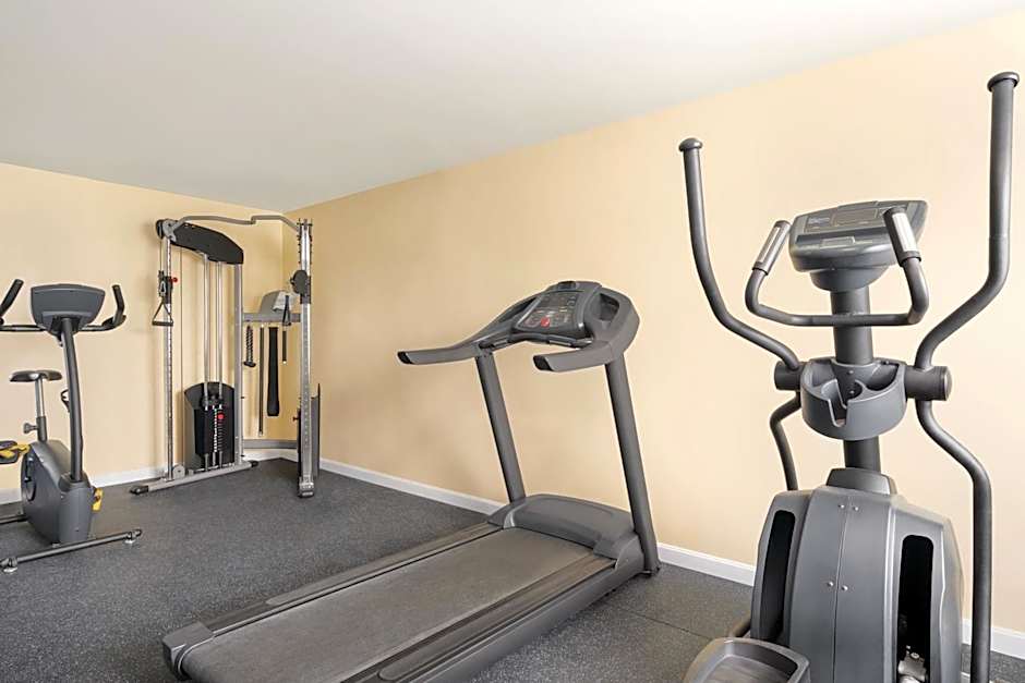 Days Inn by Wyndham Middletown/Newport Area