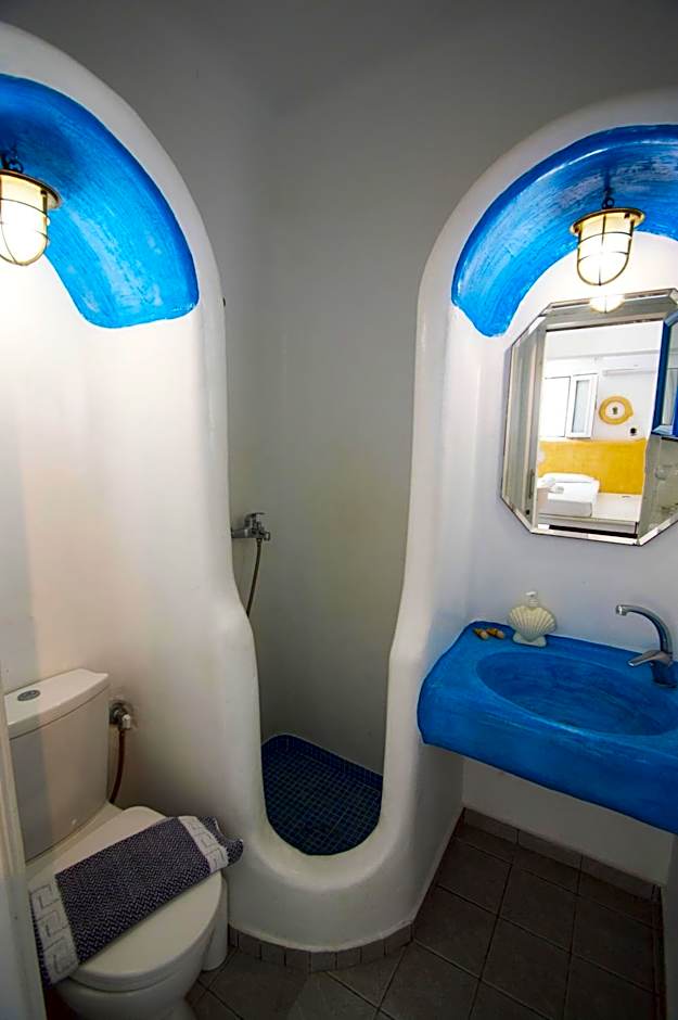 Alexandros Mykonos